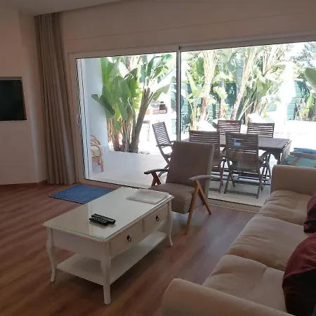 Villa 15,great Spot Ourabeach, *